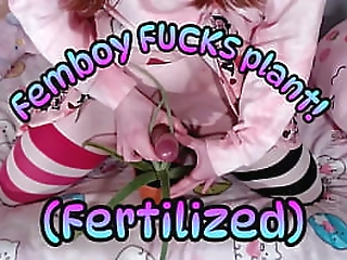 femboy fucks plant! (fertilized) (teaser)