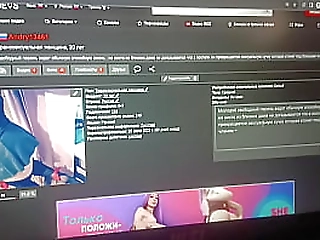 big tits shemale gives an amazing show