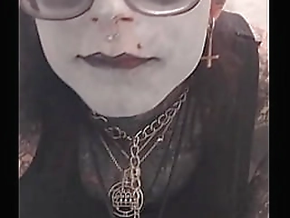 goth girl morning quickee