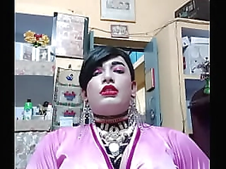 skinny tgirl kimberly stuffs her ass with huge butt plug