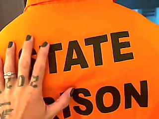 riana gets her pussy drilled by paola s shecock