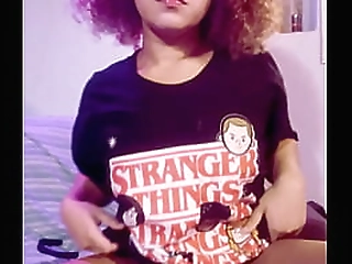 chubby brunette shemale wanking shedick on webcam