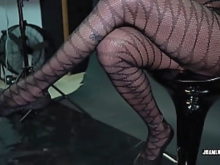 hot trans nicole at a sucking fest