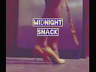 shemale slut jenna love plugging and stroking