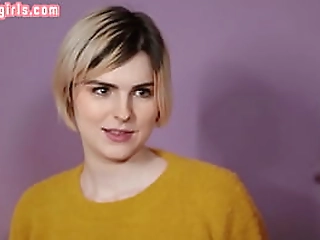 shemale on shemale missionary anal fucking and cumshot