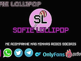 redhead shemale fingers milf pussy before cumming on tits