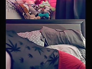 blonde transgender walkiria drumond enjoys solo on cam