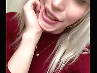 shemalebianca petrovicky is ready for some hot solo play