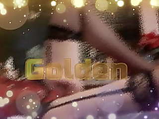 hot japanese shemale peeing in saki's o-shot cup!