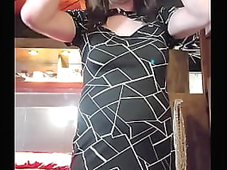 cock sucking teen shemale melona polishes valentino s pole